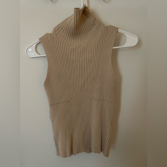 Turtle neck - Picture 1 of 2